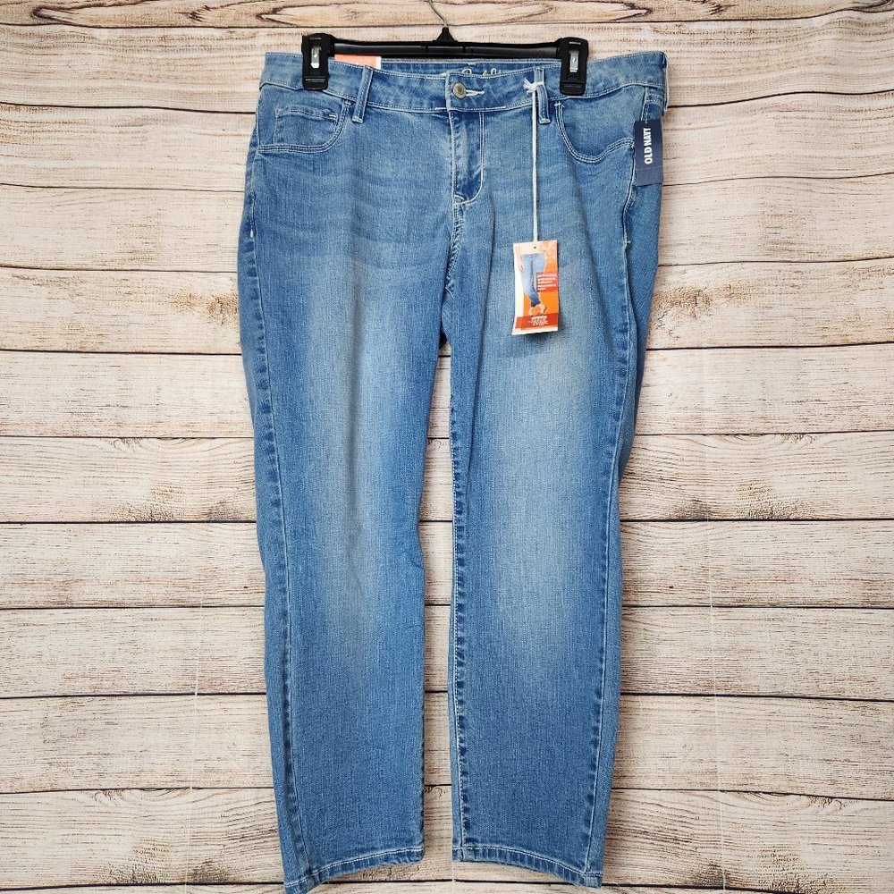 NWT Old Navy Rockstar Skinny Mid Rise Women's Size 14 Light Blue 5-Pocket